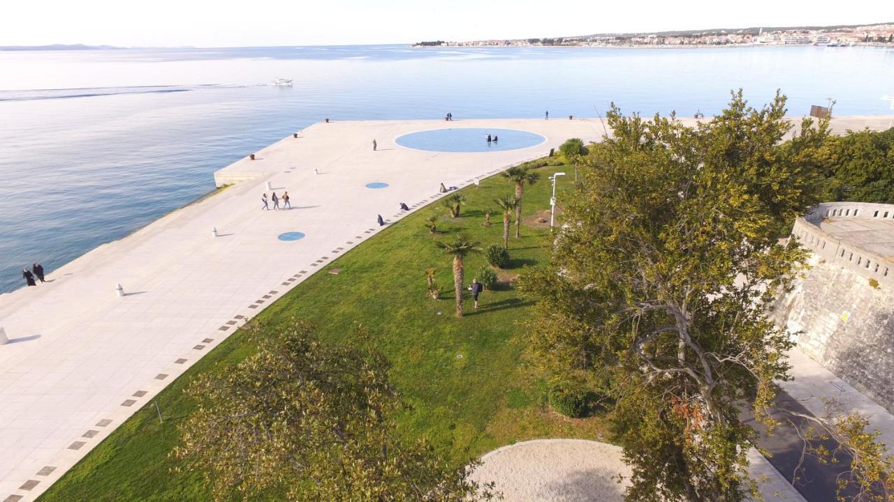 Rhythm Floating Hostel - Zadar Bagian luar foto
