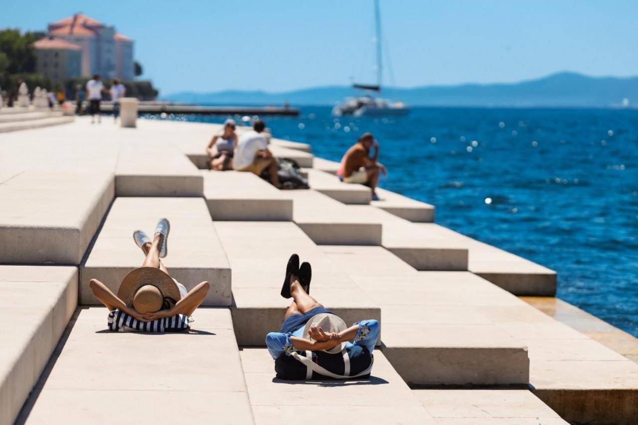 Rhythm Floating Hostel - Zadar Bagian luar foto
