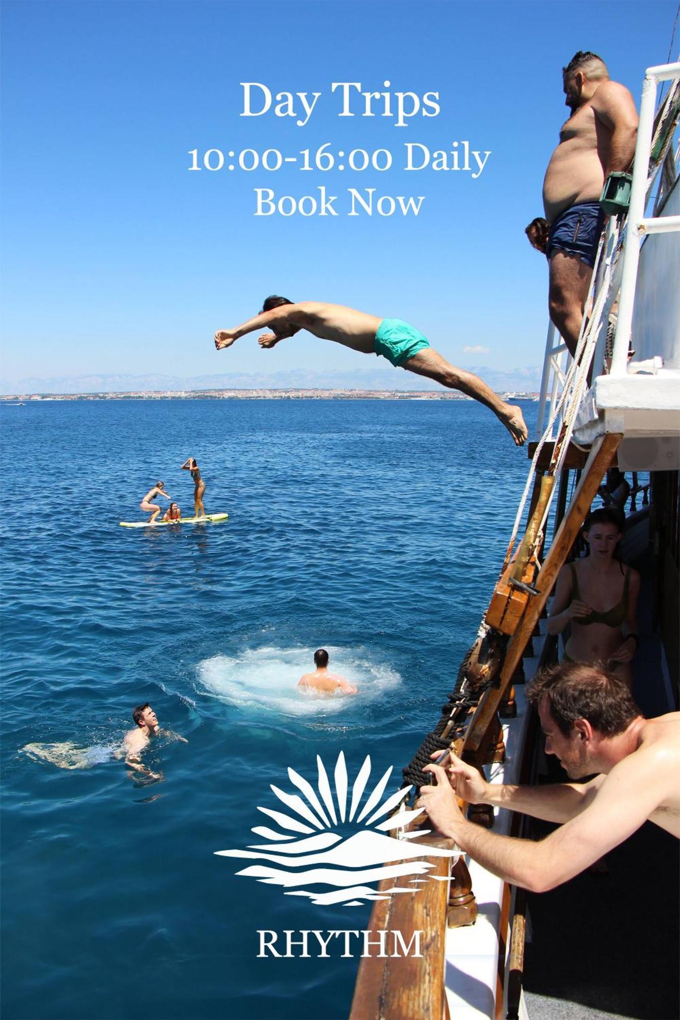 Rhythm Floating Hostel - Zadar Bagian luar foto